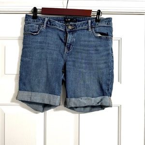 Women’s simply Vera Vera wang Rolled-hem jean shorts, Size 6